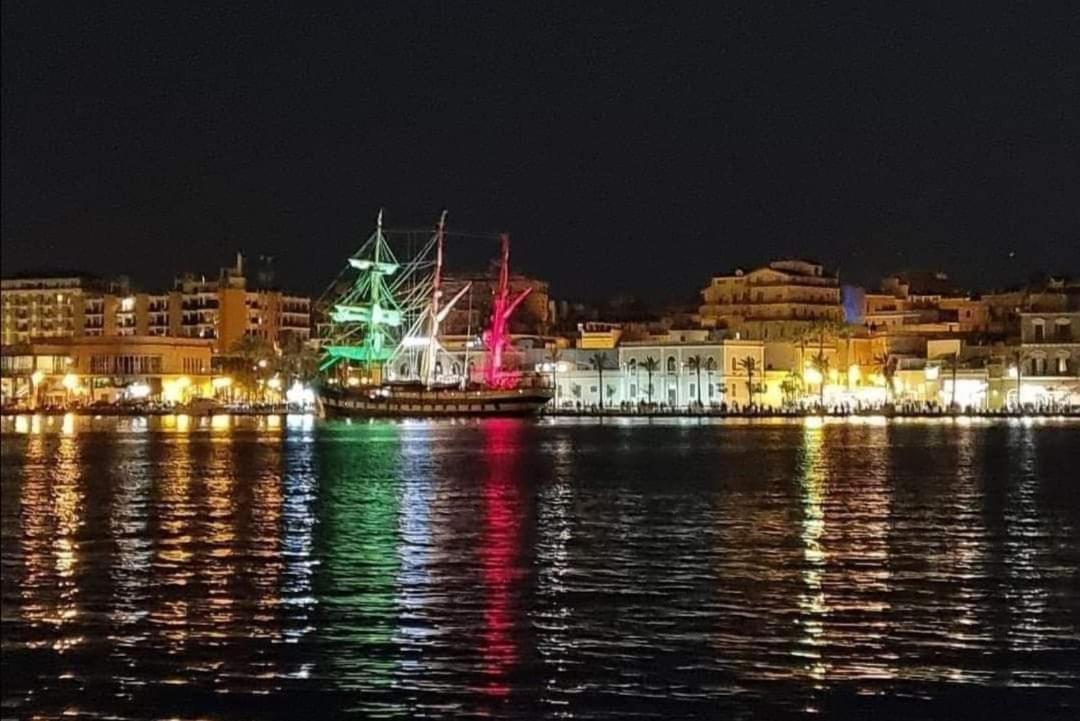 הוילה ברינדיזי Centro Storico Mare Fuori מראה חיצוני תמונה